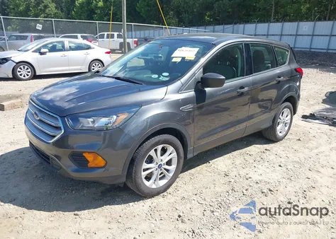 2019 Ford Escape S z USA, uszkodzony, nr VIN 1FMCU0F73KUB93922
